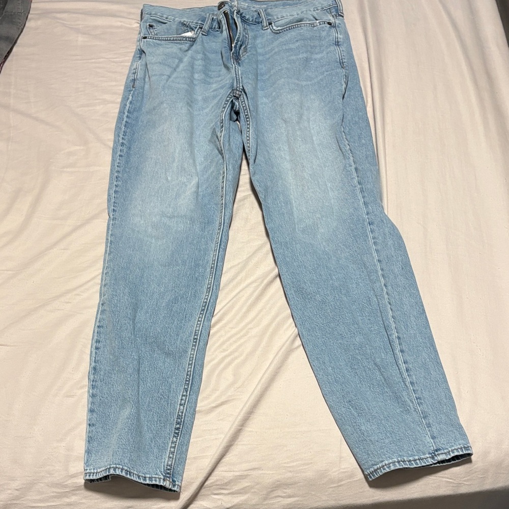 Old Navy Men's Relaxed Light Blue Jeans